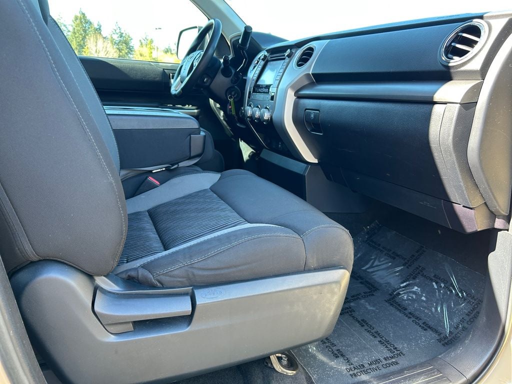 2017 Toyota Tundra SR5