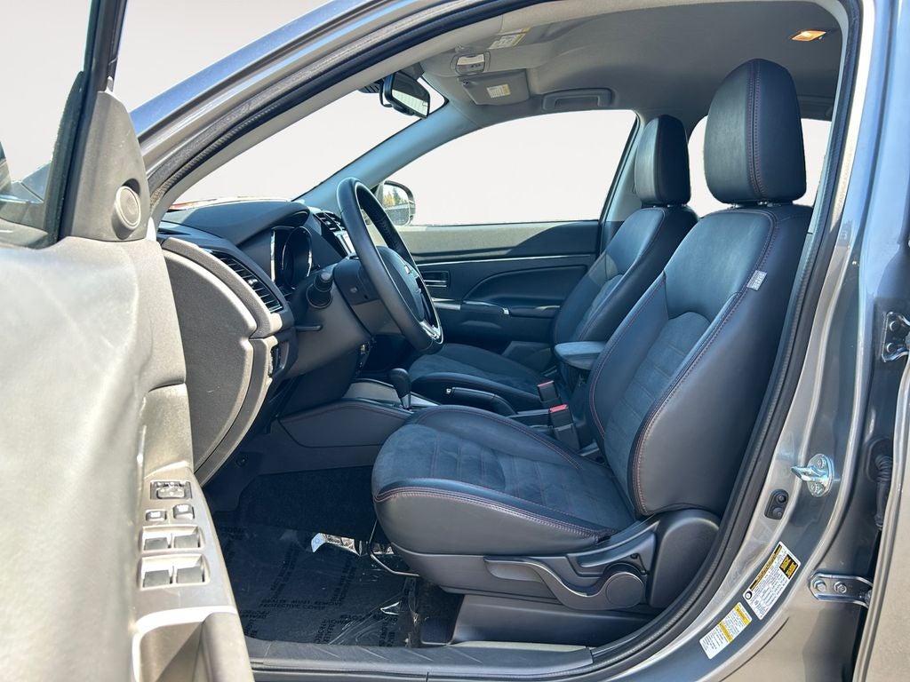 2025 Mitsubishi Outlander Sport 2.0 SE