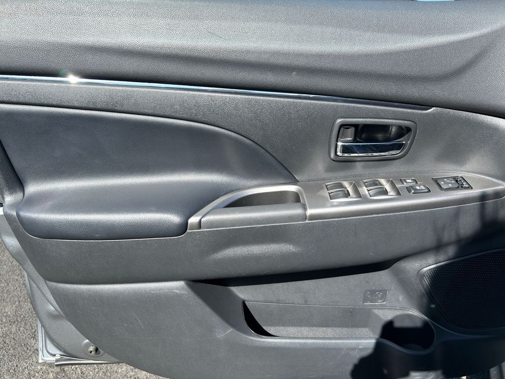 2025 Mitsubishi Outlander Sport 2.0 SE