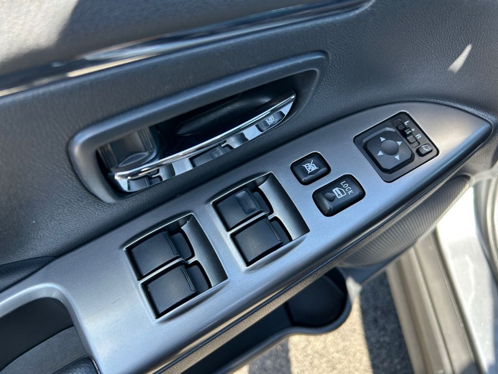 2025 Mitsubishi Outlander Sport 2.0 SE