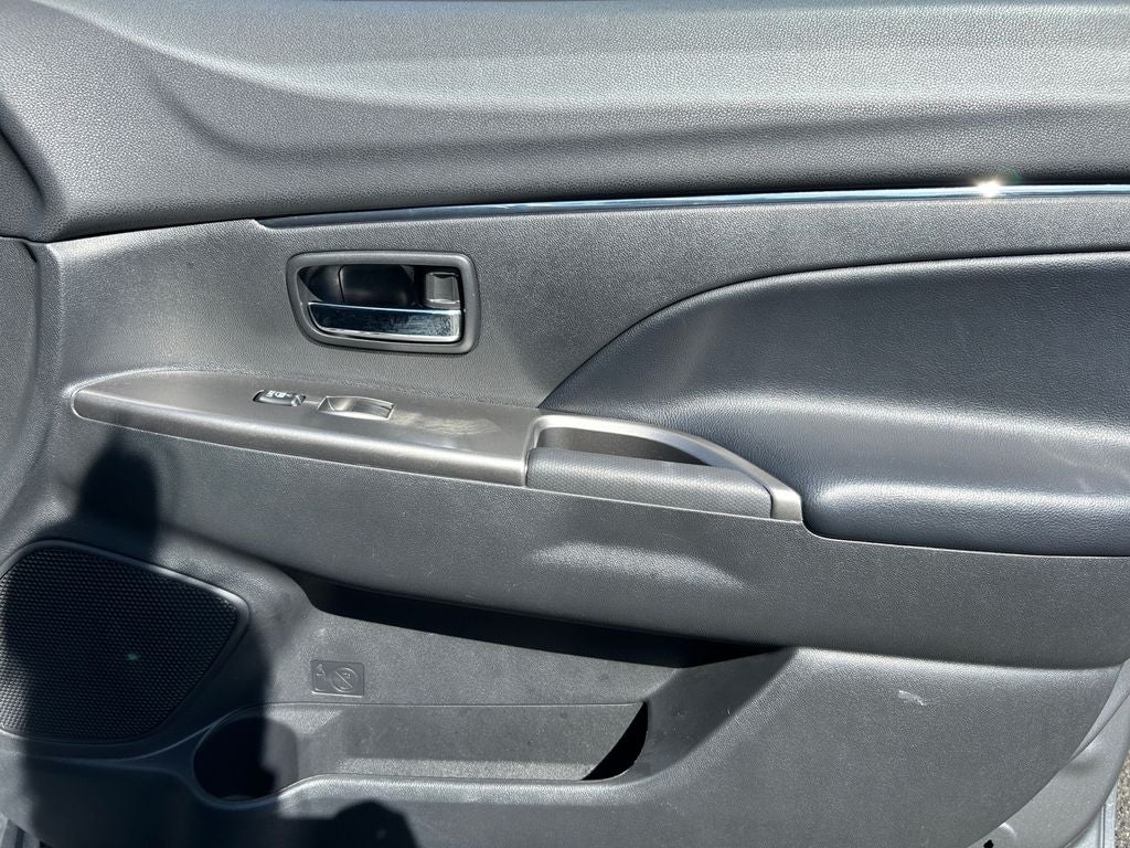 2025 Mitsubishi Outlander Sport 2.0 SE