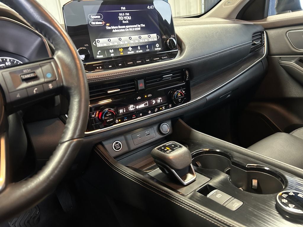 2021 Nissan Rogue SL