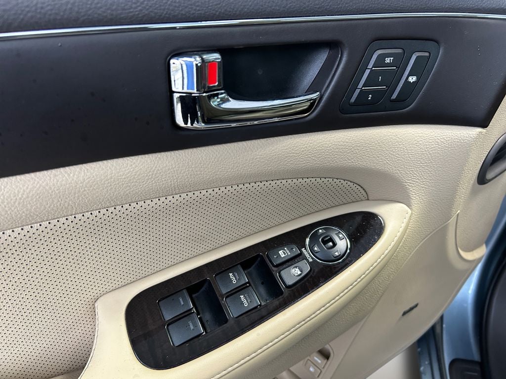 2011 Hyundai Genesis 4.6