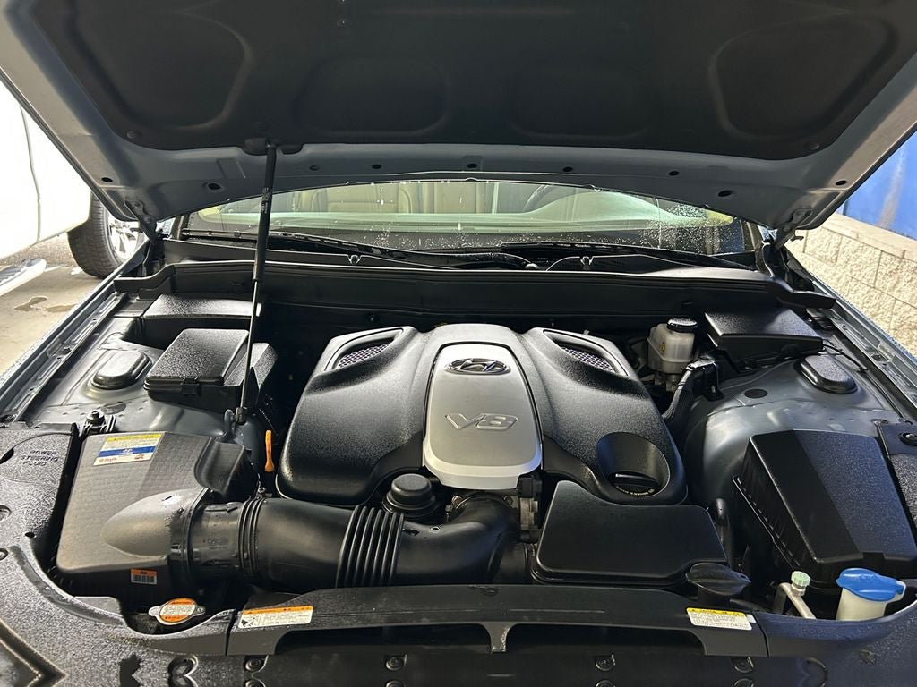 2011 Hyundai Genesis 4.6