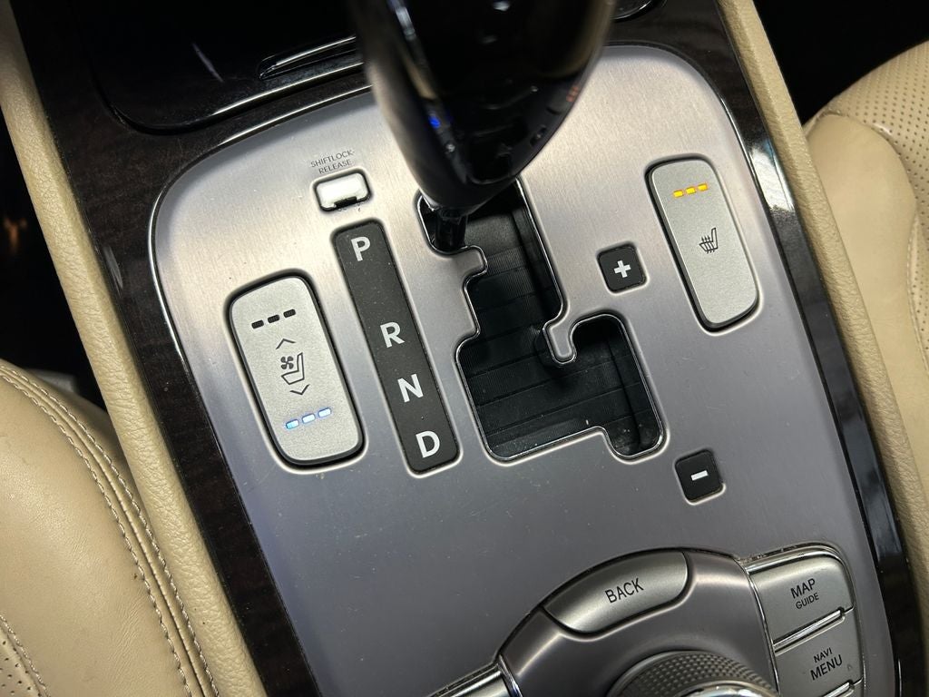 2011 Hyundai Genesis 4.6
