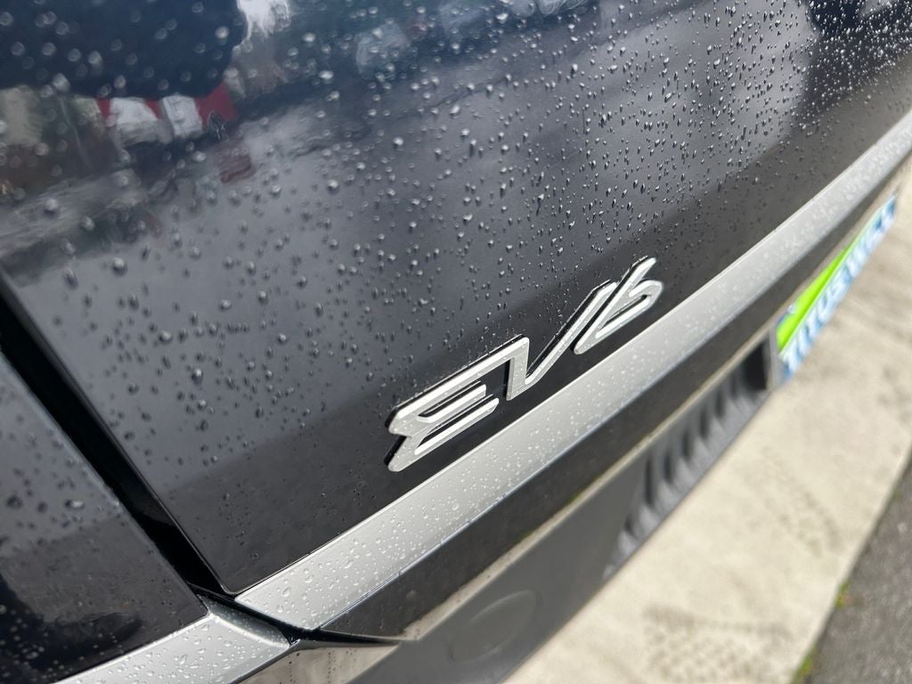 2024 Kia EV6 Light