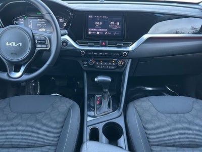 2022 Kia Niro LXS