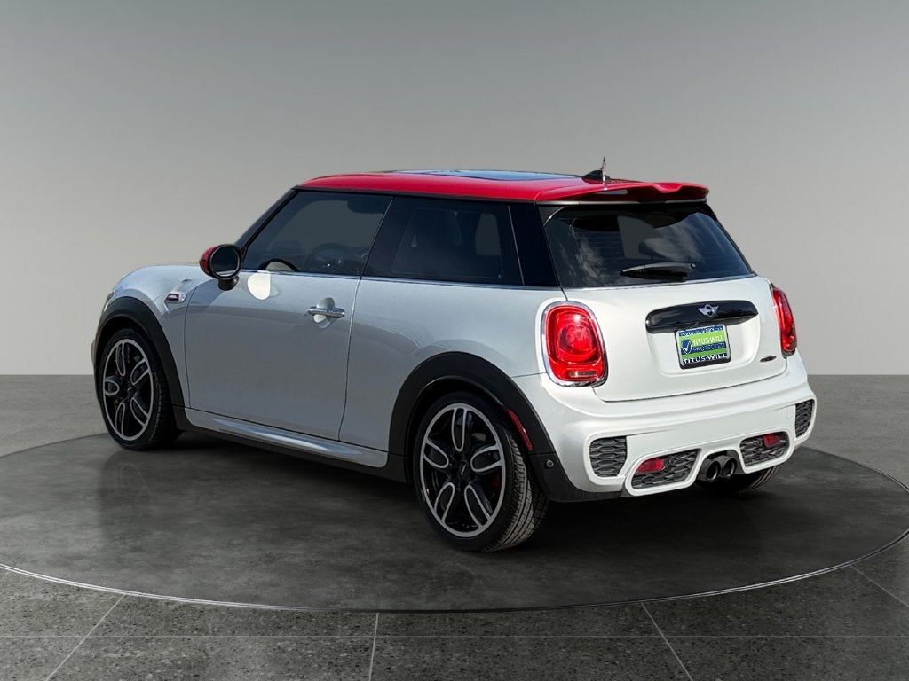 2016 MINI John Cooper Works Base