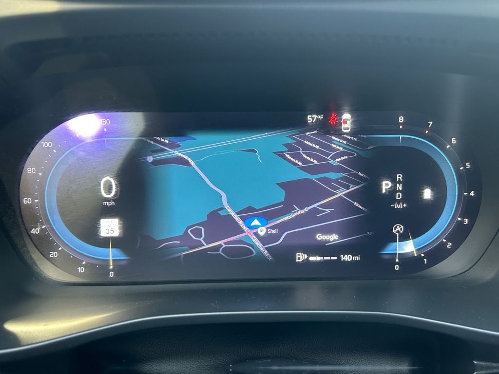 2023 Volvo XC40 B5 Plus Bright Theme