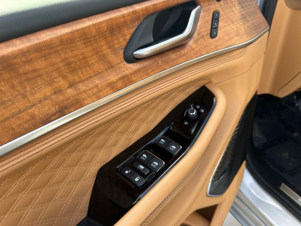 2021 Jeep Grand Cherokee L Summit