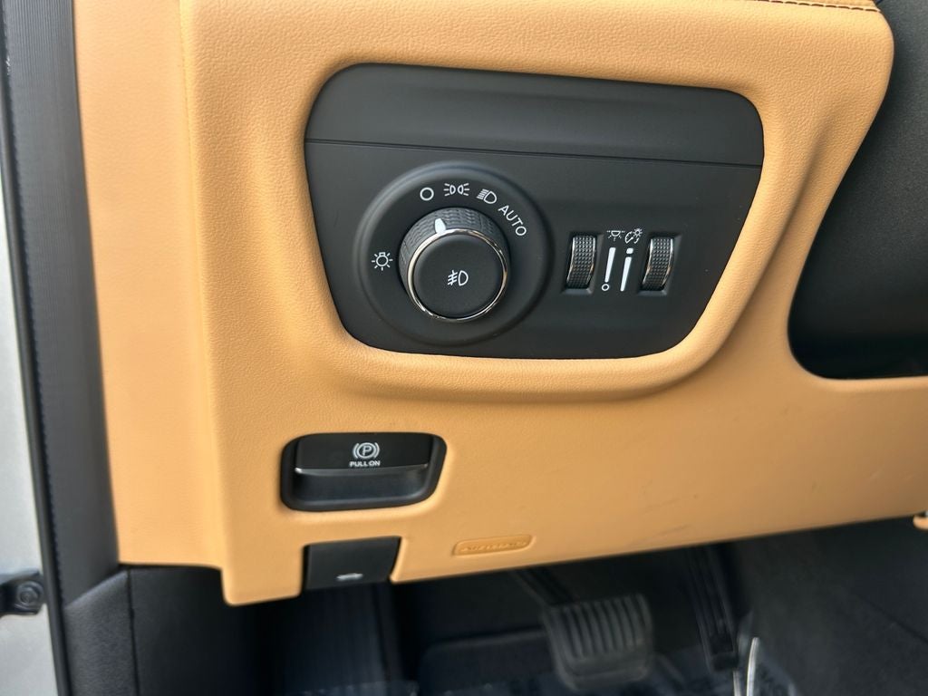 2021 Jeep Grand Cherokee L Summit