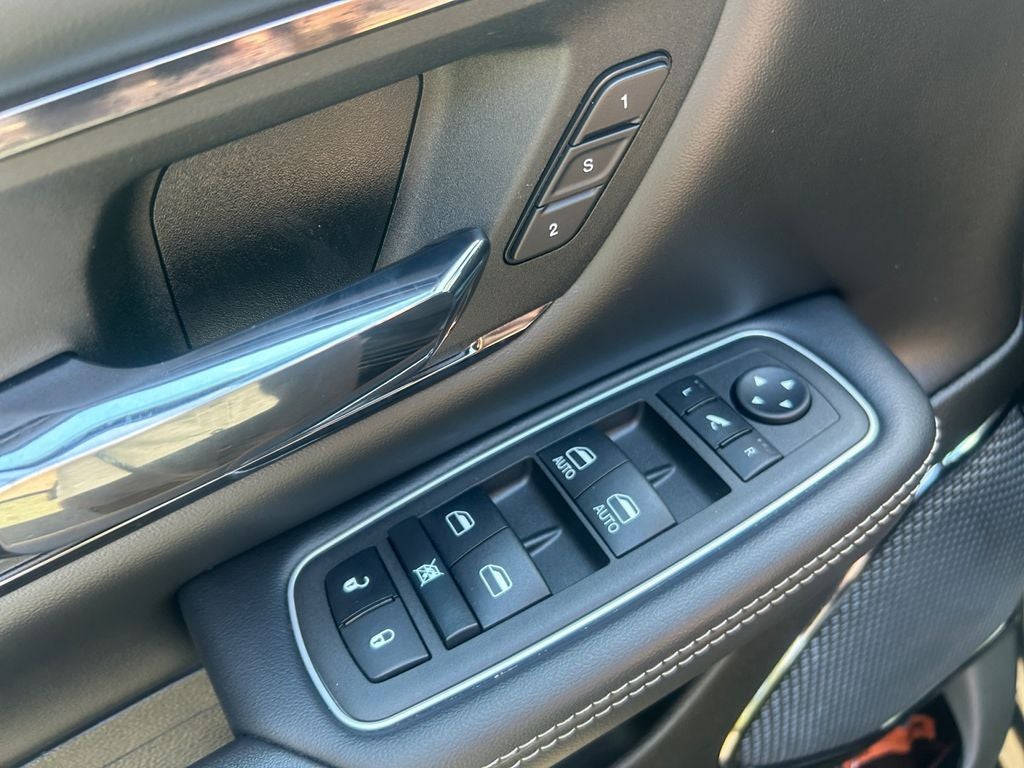 2024 RAM 1500 Limited