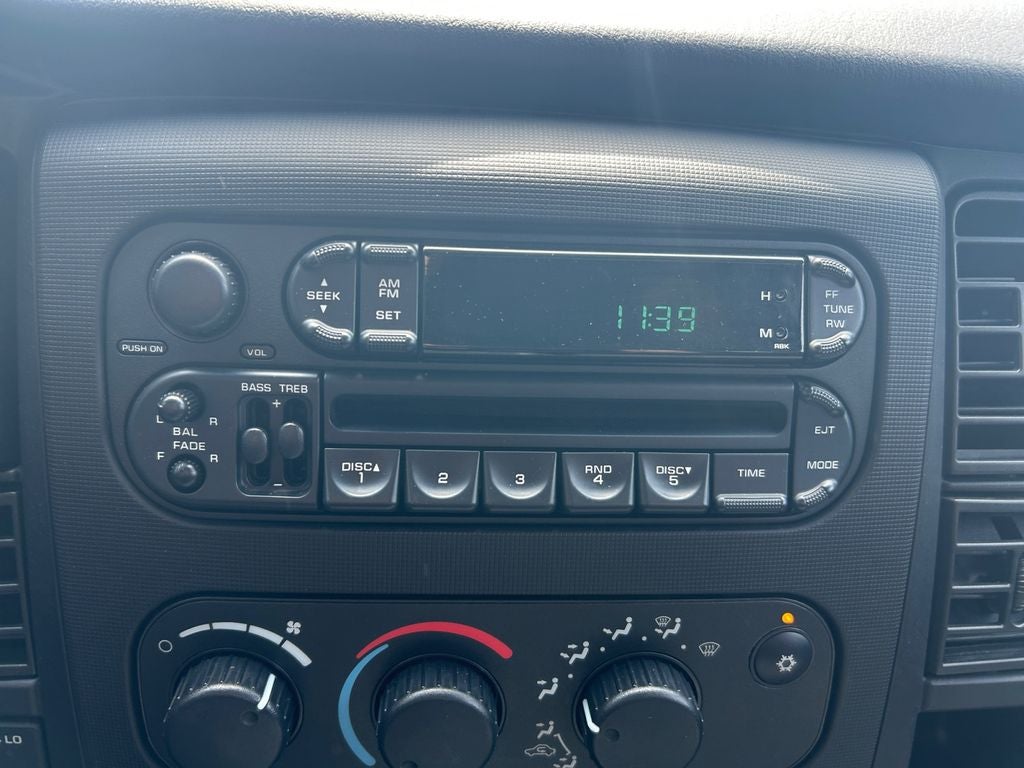 2004 Dodge Dakota SLT 131 WB