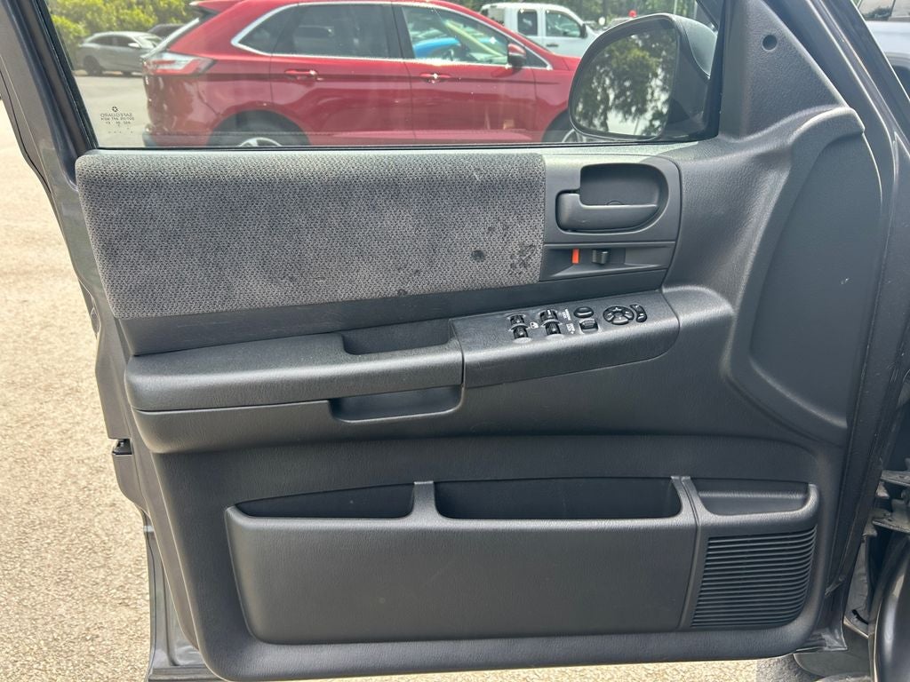 2004 Dodge Dakota SLT 131 WB