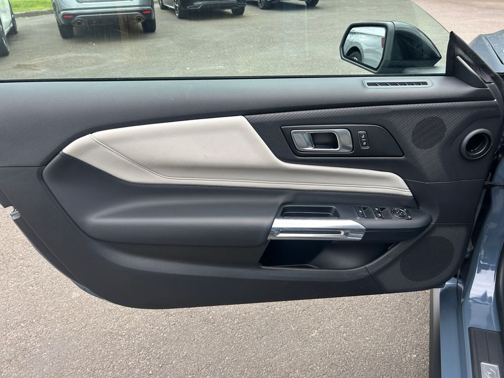 2025 Ford Mustang EcoBoost Premium