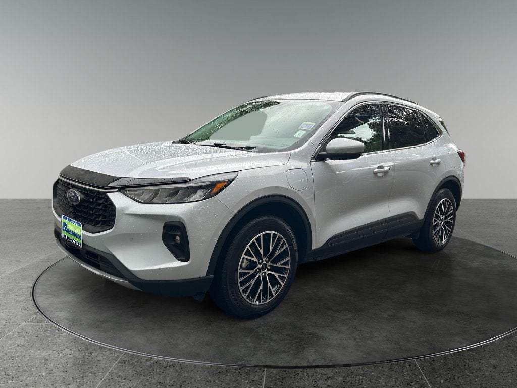 2025 Ford Escape Plug-In Hybrid Base