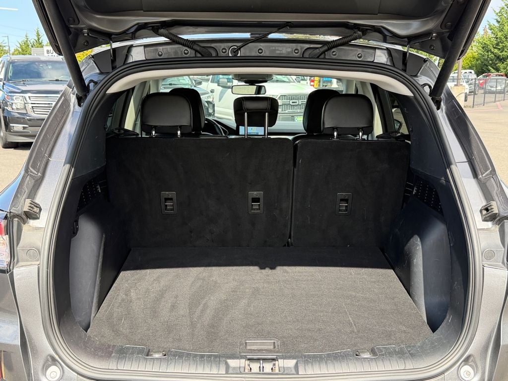 2022 Ford Escape Hybrid Titanium
