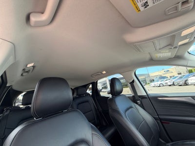 2022 Ford Escape Hybrid Titanium