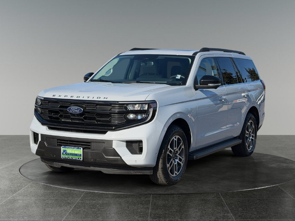 2025 Ford Expedition Active