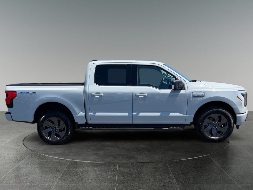 2023 Ford F-150 Lightning XLT