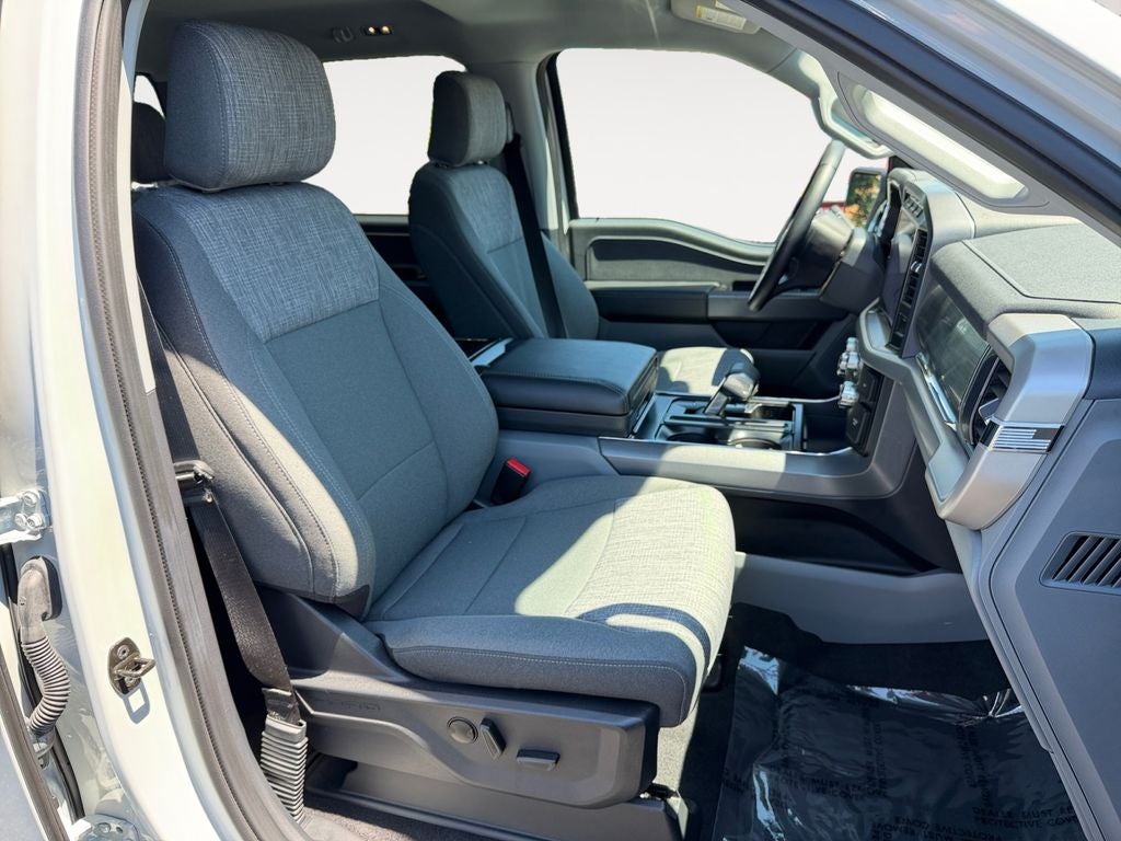 2023 Ford F-150 Lightning XLT