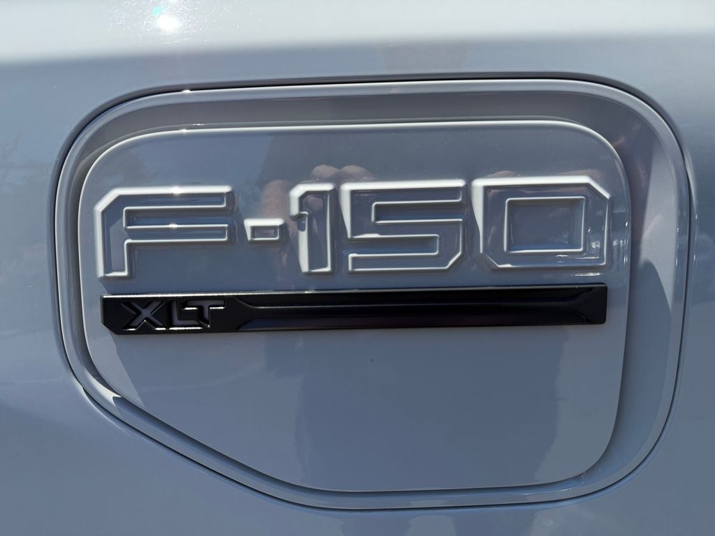2023 Ford F-150 Lightning XLT