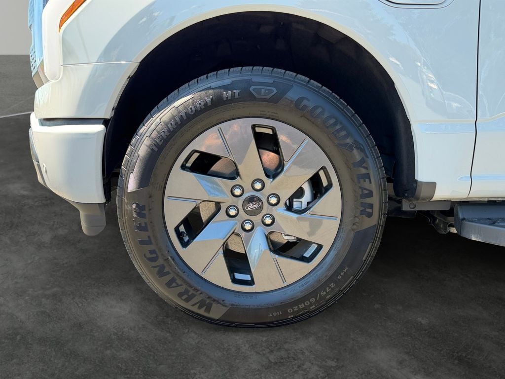 2023 Ford F-150 Lightning XLT