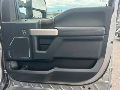 2022 Ford F-350SD Lariat