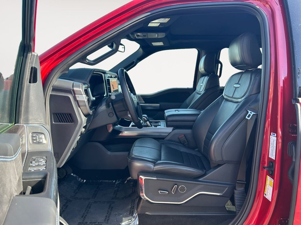 2025 Ford F-150 Platinum
