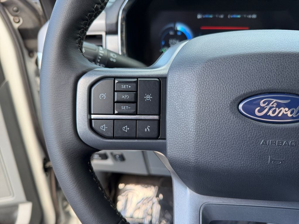 2024 Ford F-150 Lightning XLT