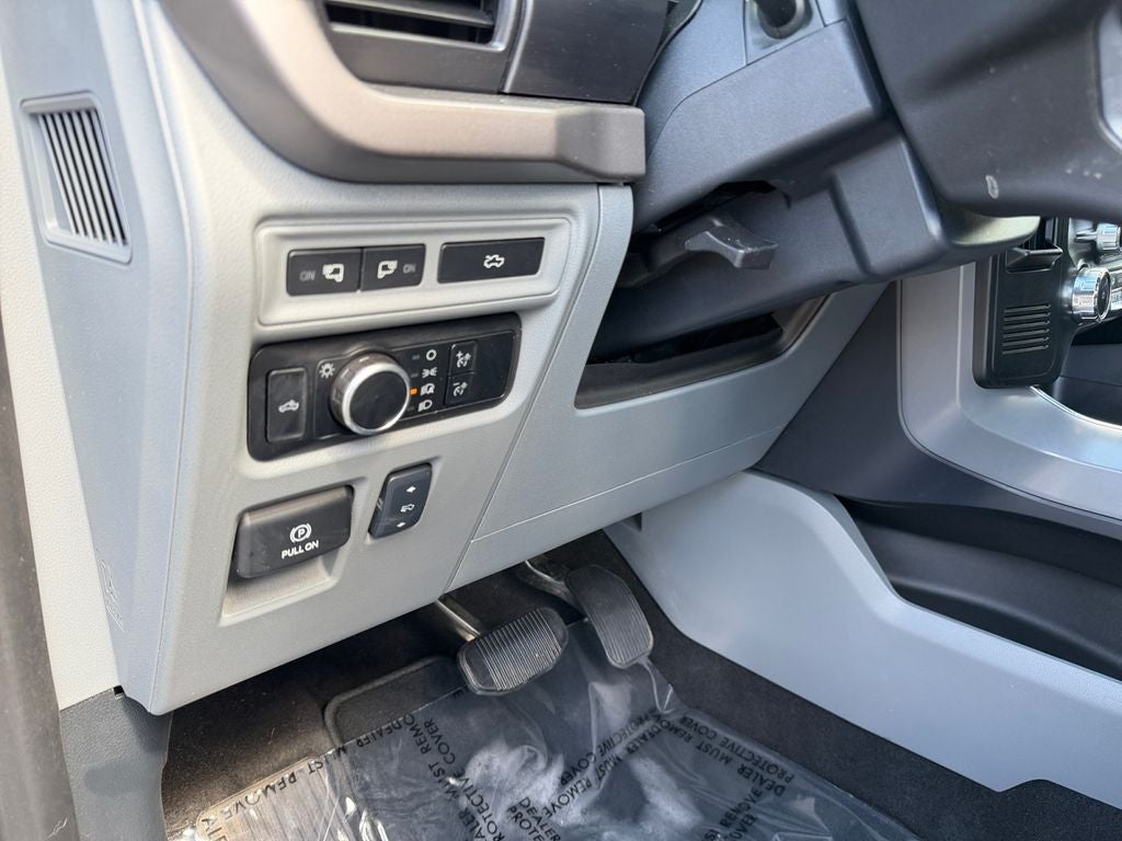 2024 Ford F-150 Lightning XLT