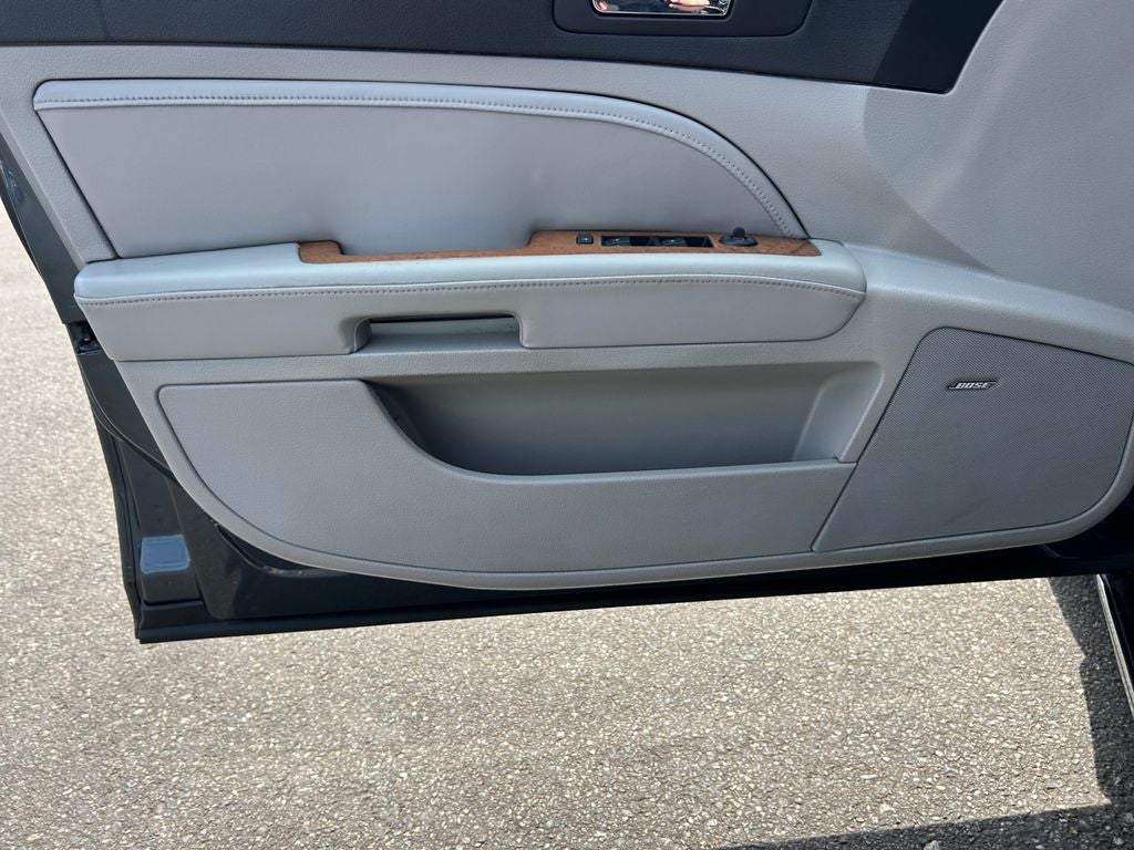2011 Cadillac STS RWD w/1SB