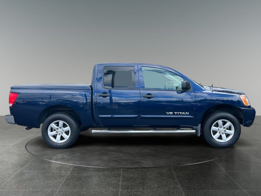 2011 Nissan Titan SV