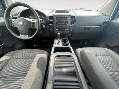 2011 Nissan Titan SV