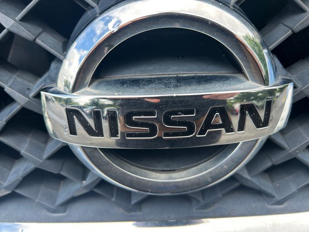 2011 Nissan Titan SV
