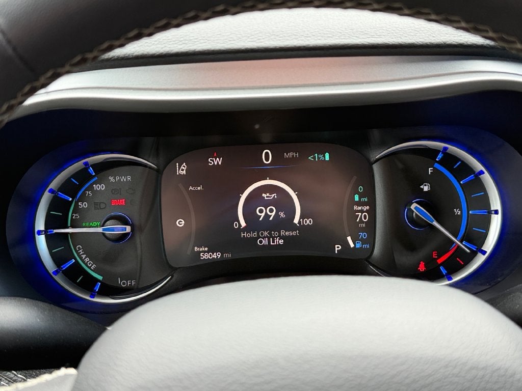 2023 Chrysler Pacifica Hybrid Touring L