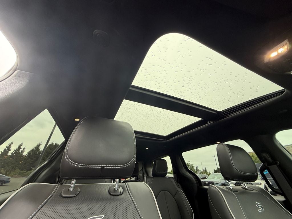 2025 Chrysler Pacifica Hybrid Select Premium S Appearance