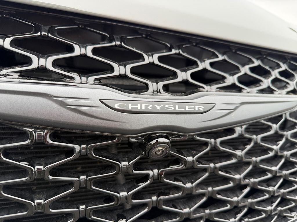 2025 Chrysler Pacifica Hybrid Select Premium S Appearance