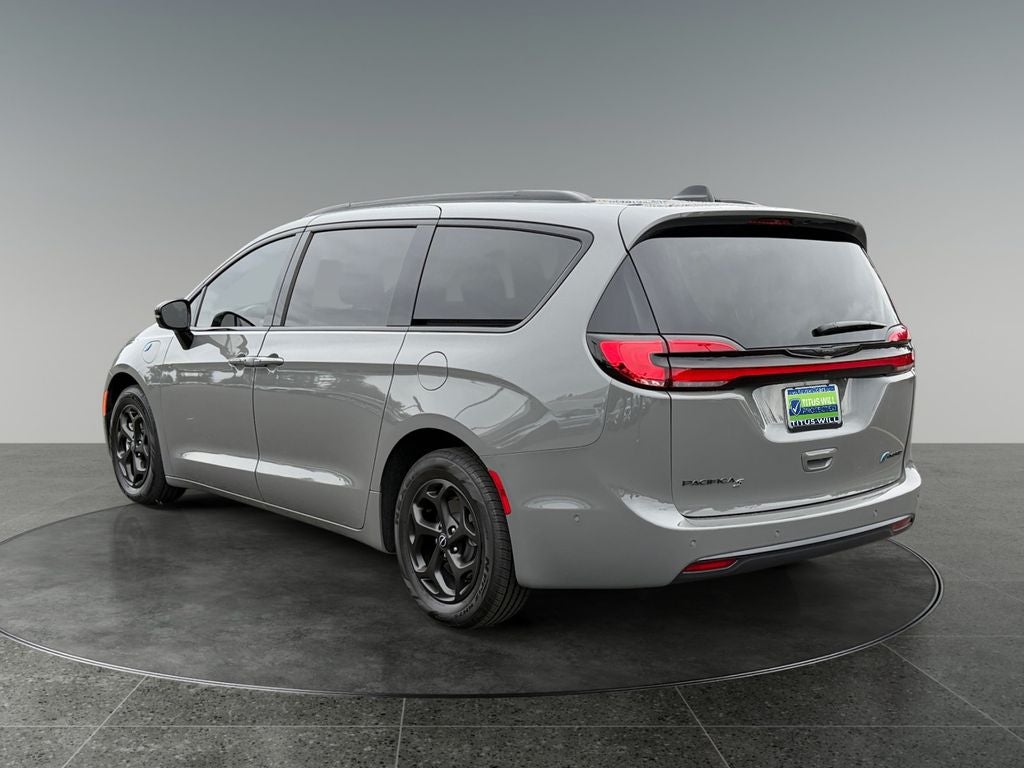 2025 Chrysler Pacifica Hybrid Select Premium S Appearance