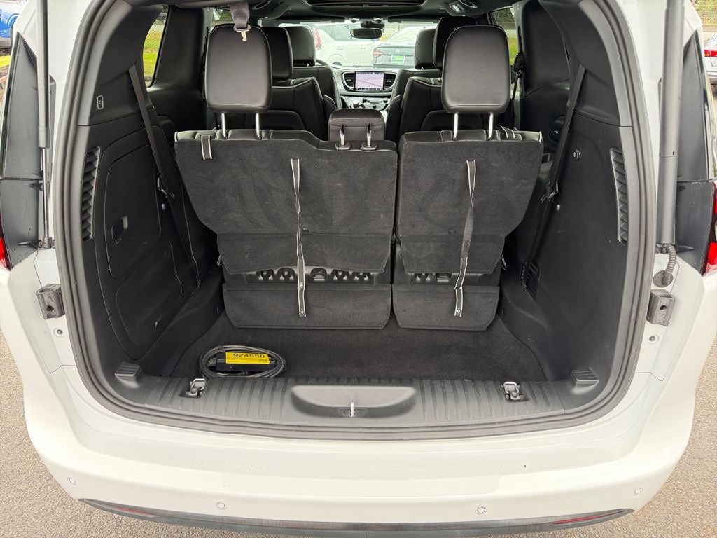 2023 Chrysler Pacifica Hybrid Limited