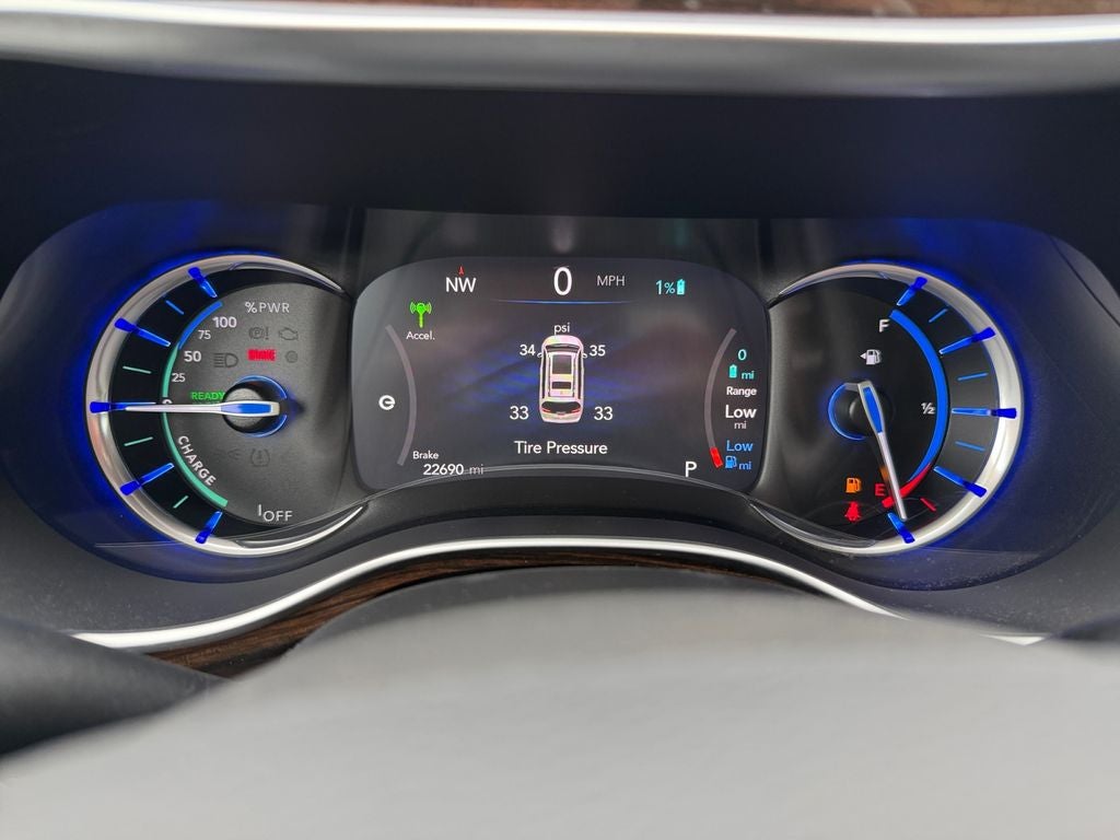 2023 Chrysler Pacifica Hybrid Limited