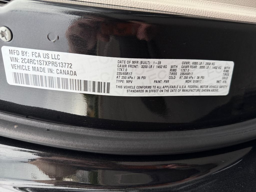 2023 Chrysler Pacifica Hybrid Limited