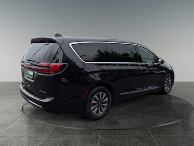 2023 Chrysler Pacifica Hybrid Limited