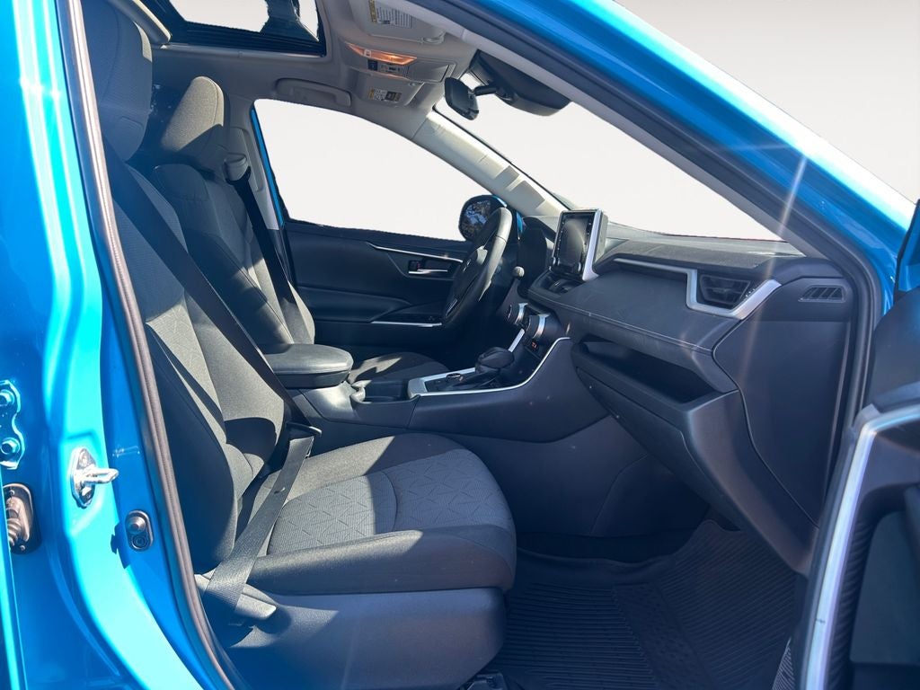 2020 Toyota RAV4 Hybrid XLE