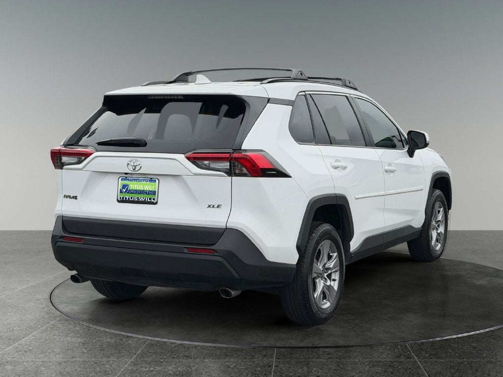 2022 Toyota RAV4 XLE