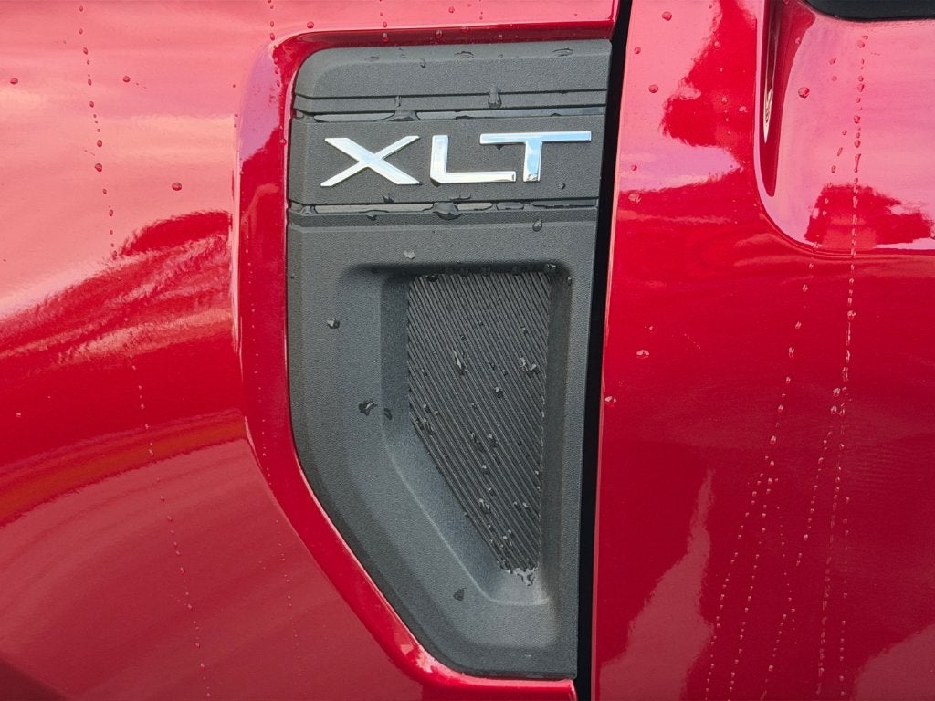 2025 Ford Maverick XLT Hybrid