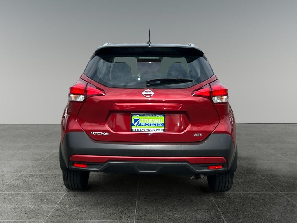 2019 Nissan Kicks SR