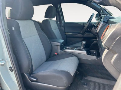 2022 Toyota Tacoma TRD Off-Road V6