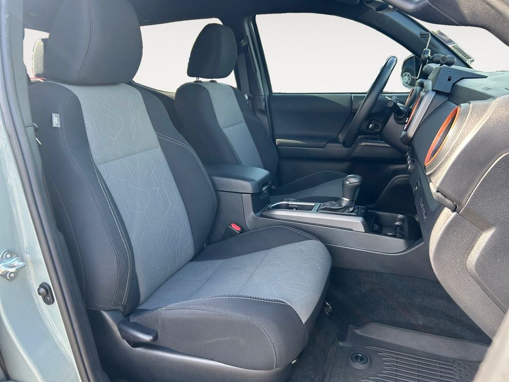 2022 Toyota Tacoma TRD Off-Road V6