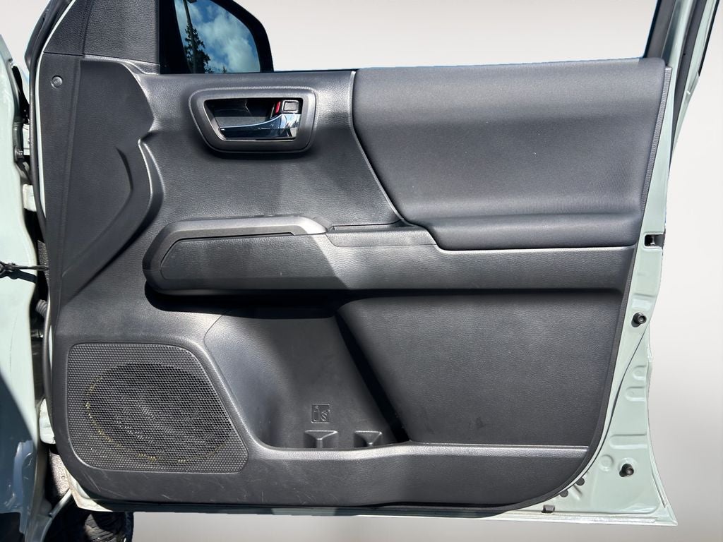 2022 Toyota Tacoma TRD Off-Road V6